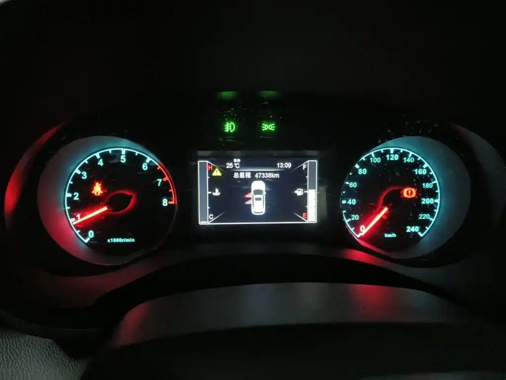 Photo 4 - BYD Song
