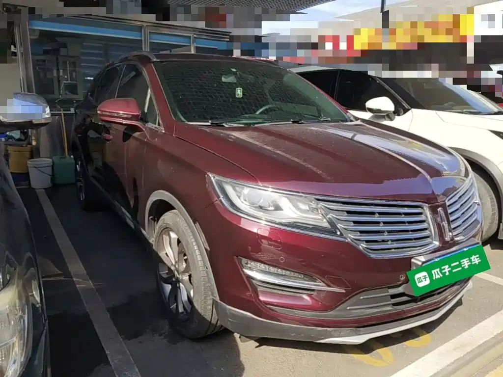 Фото 4 - Lincoln MKC