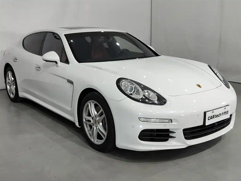 Porsche Panamera 2016 Panamera Executive Edition 3.0T фото 2