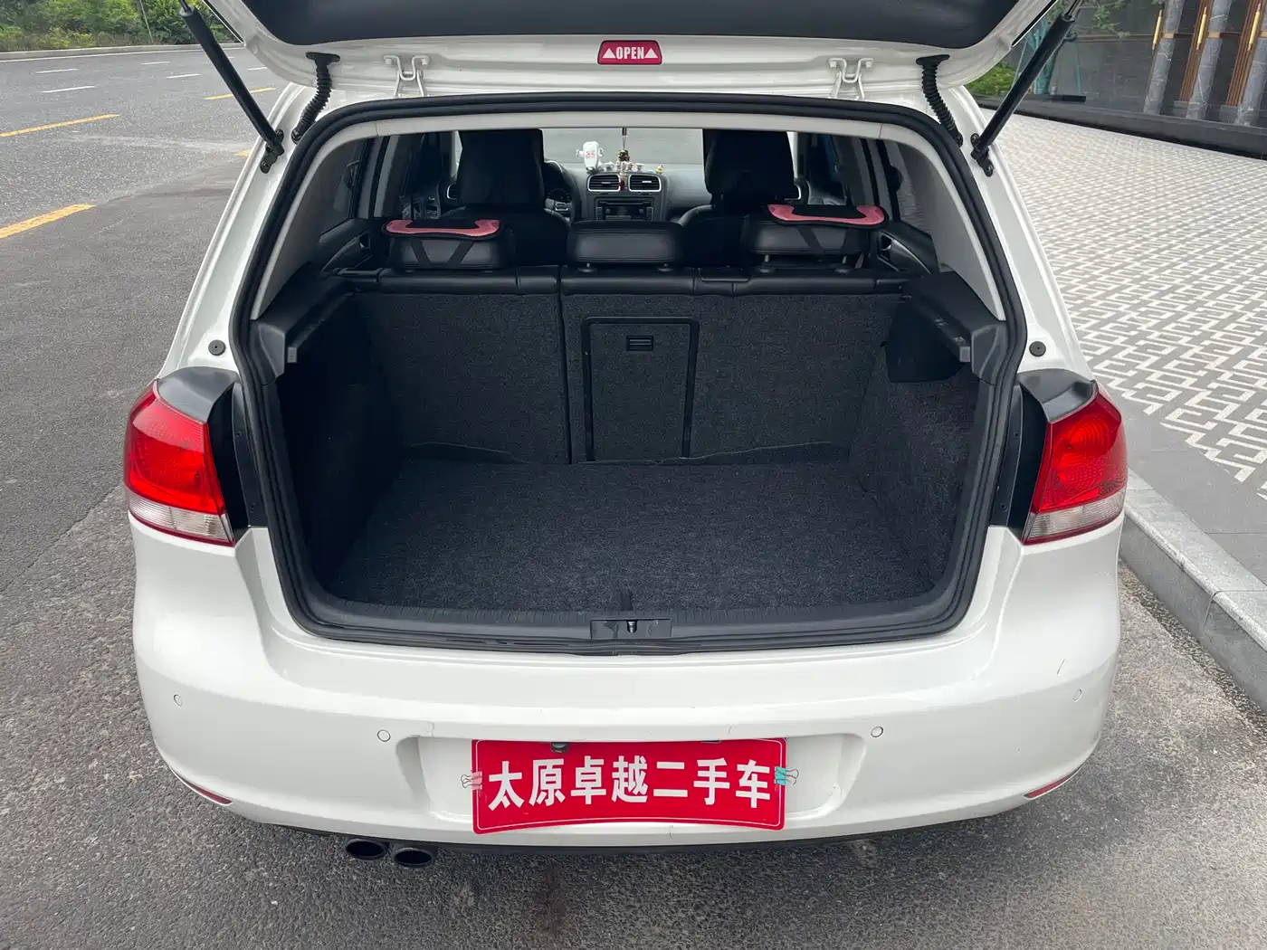 Volkswagen Golf 2012 1.4TSI Automatic Luxury фото 16