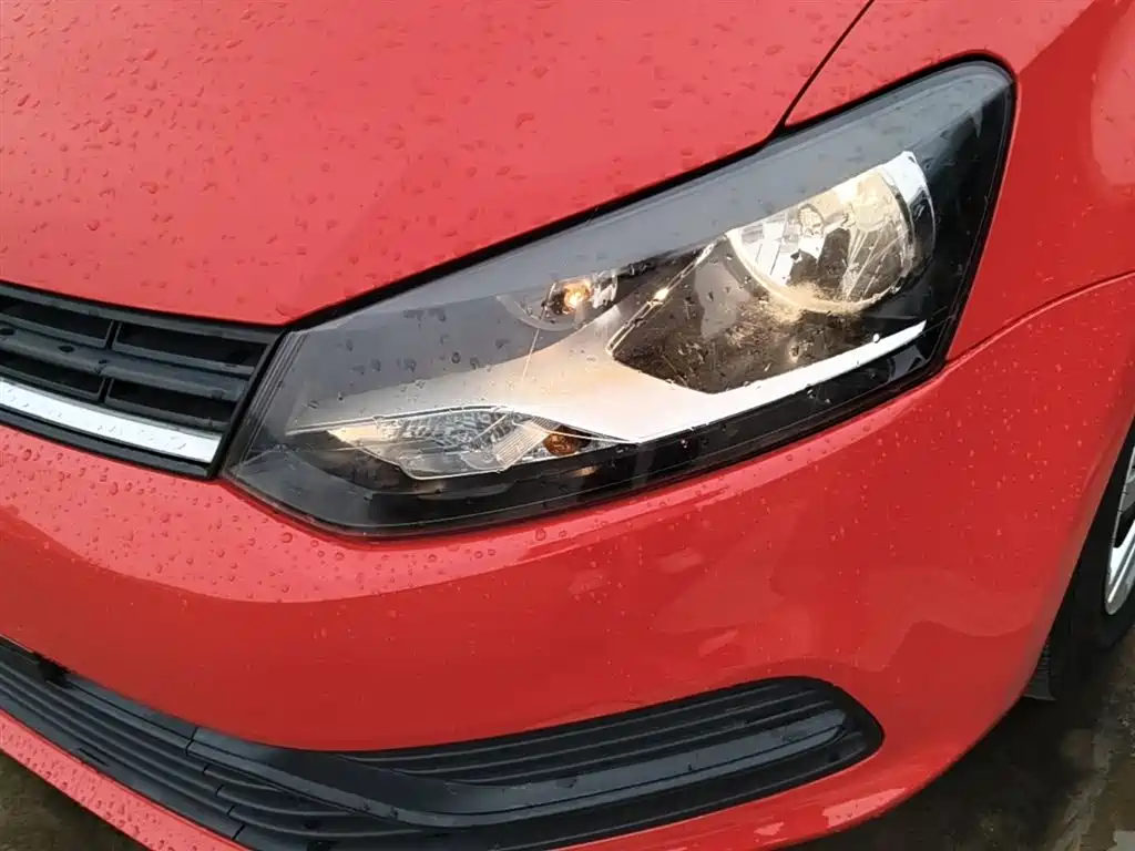 Volkswagen Polo 2018 1.5L Auto Safe Drive фото 24
