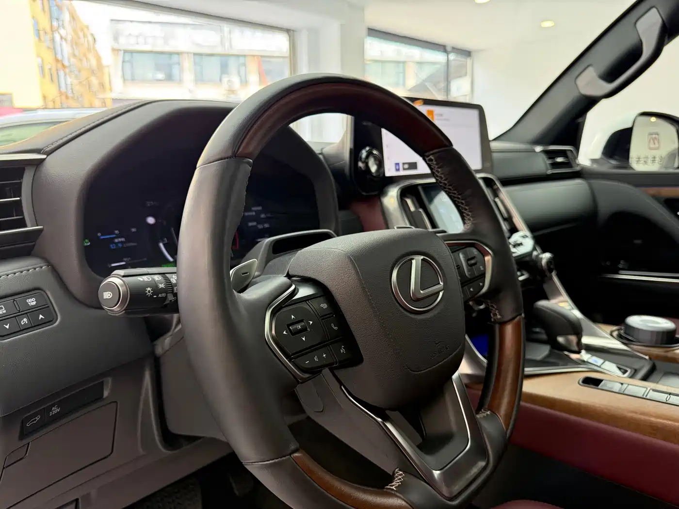 Lexus LX 2025 2025 700h Boundary Edition