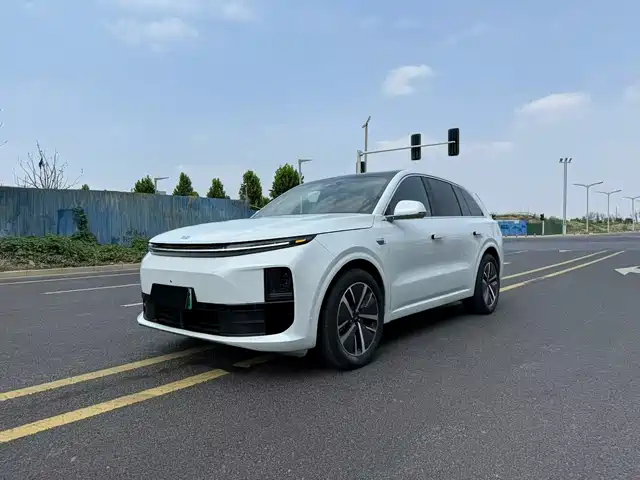 Li Auto L6 2024 Pro