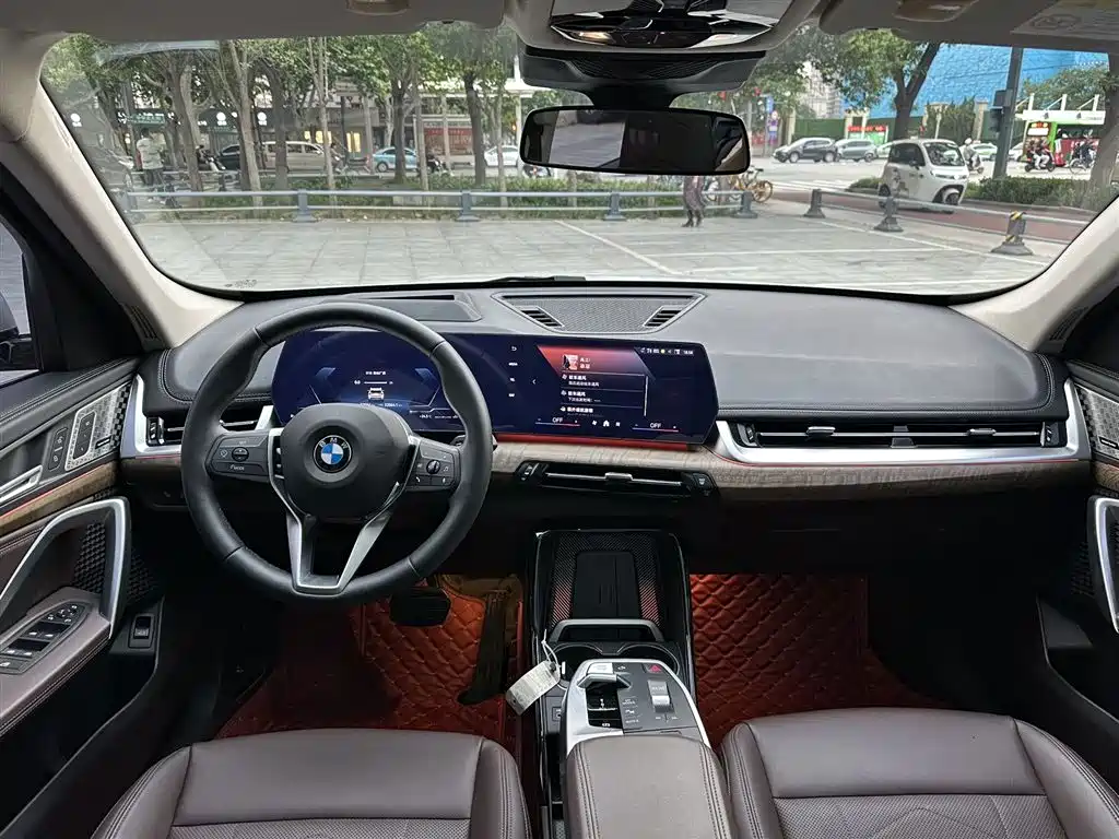 BMW X1 2024 sDrive25Li X Design Package фото 6