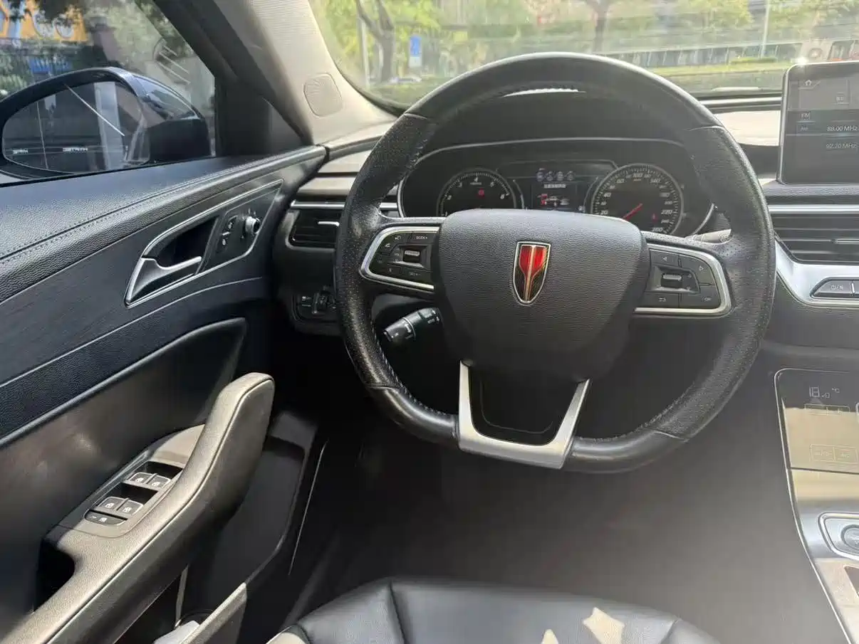 Hongqi H5 2019 30TD Style Edition фото 6