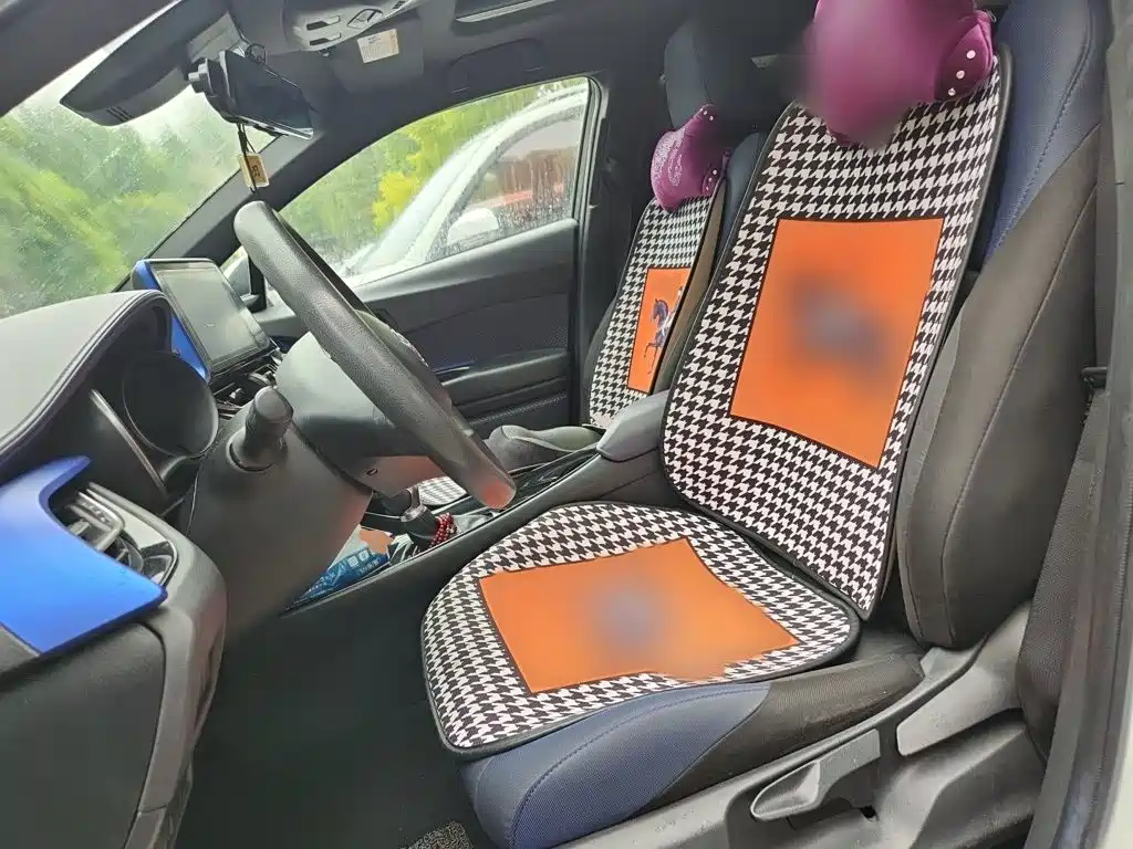 Toyota C-HR 2019 2018 2.0L Leading Sunroof Edition China VI