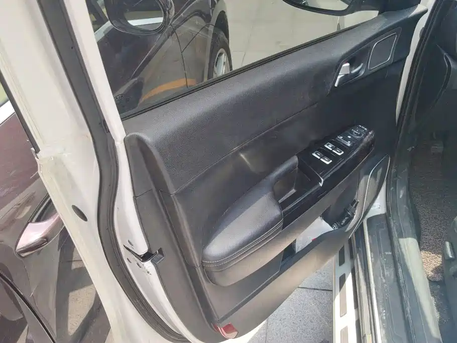 Kia KX5 2016 2016 Model 1.6T Automatic 2WD DLX