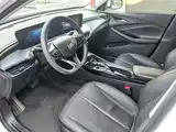 Photo 4 - Buick Verano