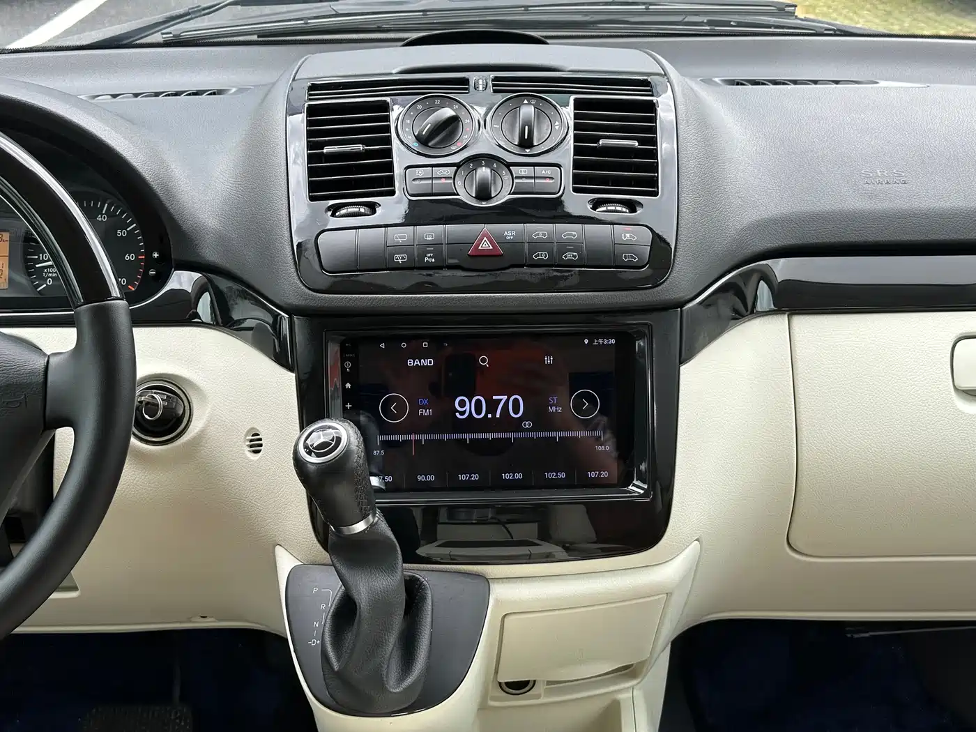 Mercedes-Benz Vito 2013 Model 3.0L Elite Edition фото 8