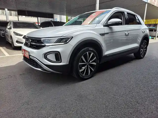 Volkswagen T-ROC 2023