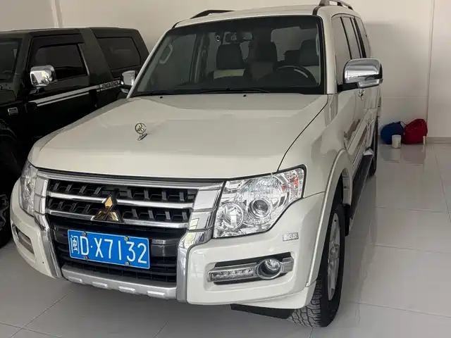  Mitsubishi Pajero (Import) 2020 3.0L Automatic Standard Edition