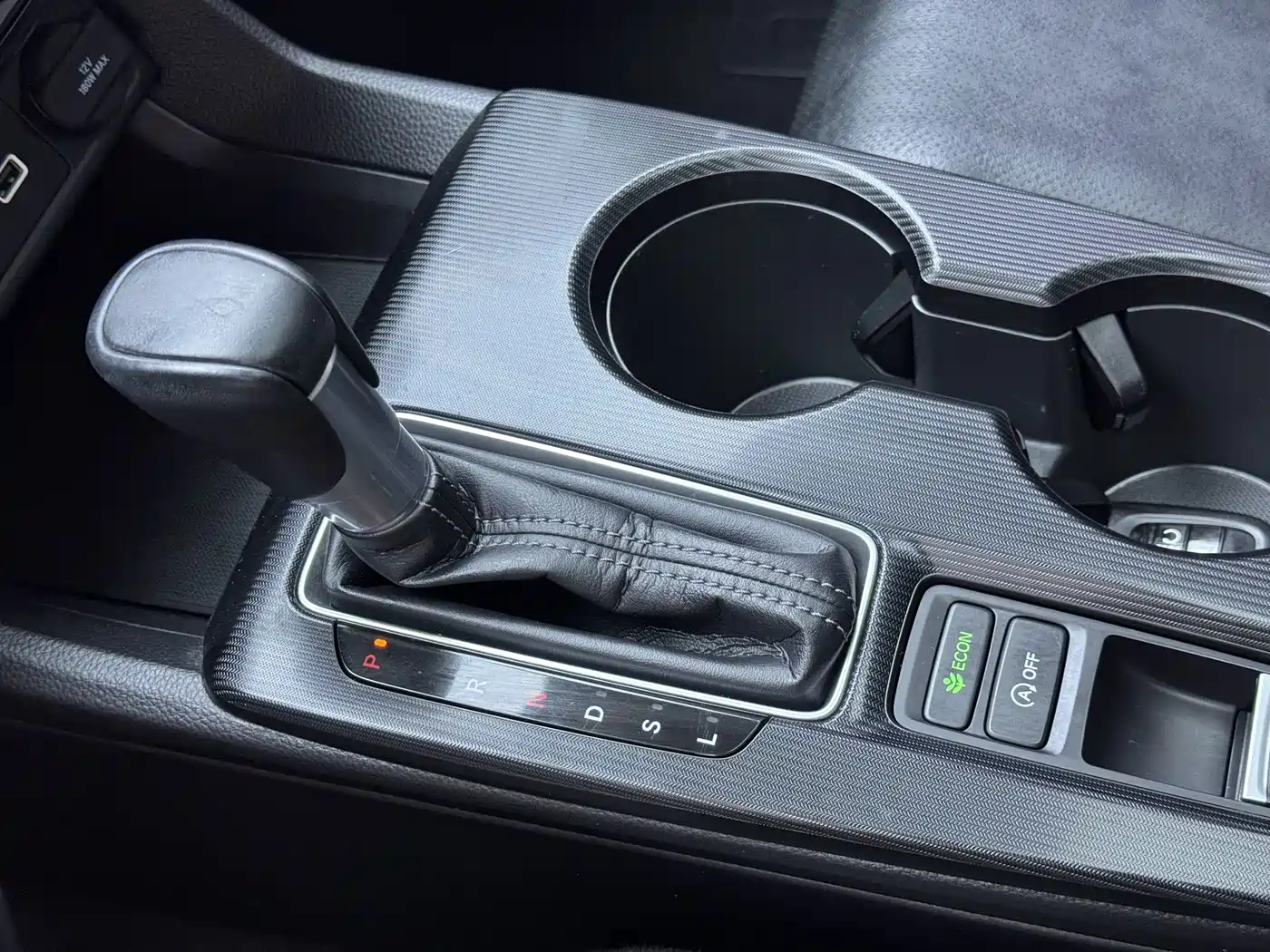 Photo 15 - Honda Civic
