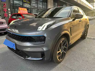 Lynk & Co 05