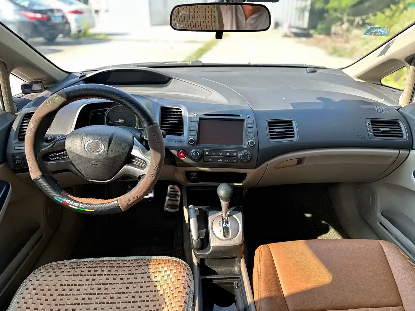CIIMO CIIMO 2013 2012 1.8L Automatic