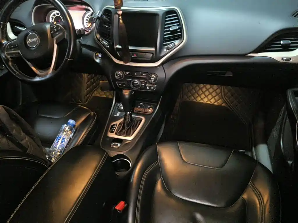 Jeep Cherokee (Import) 2014 2014 2.4L Urban
