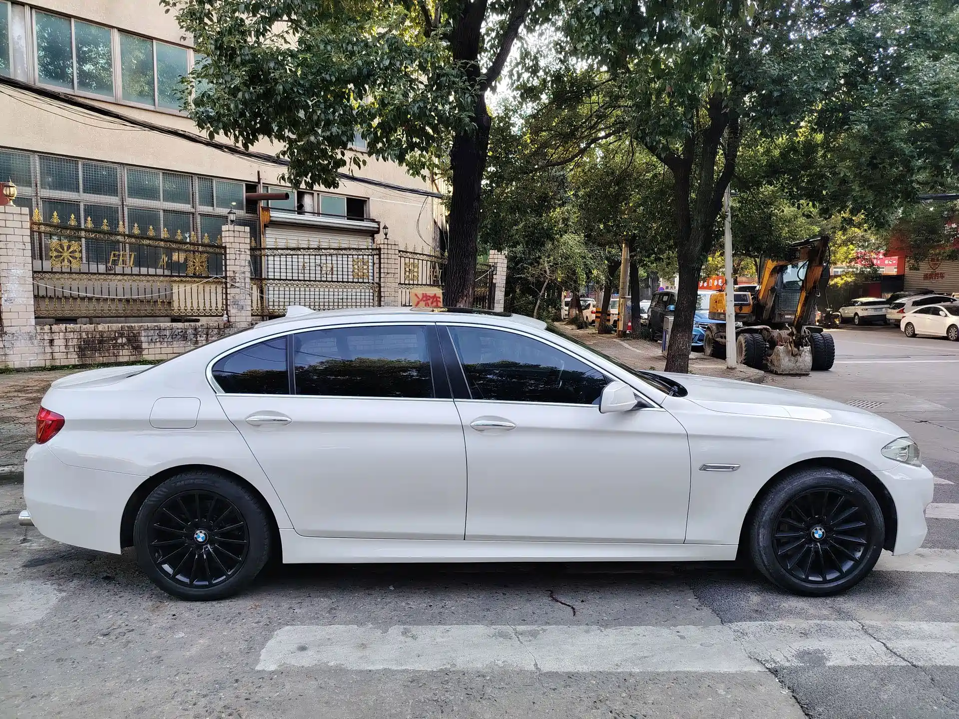 Фото 9 - BMW 5 Series