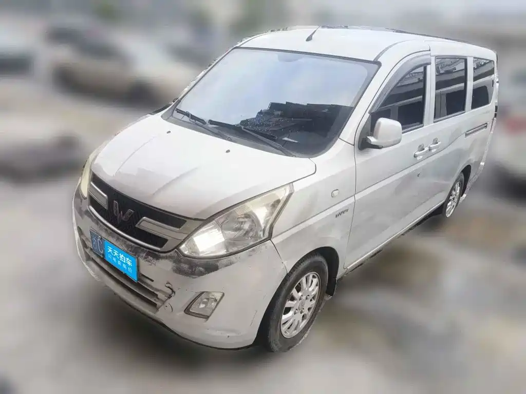 Wuling Motors Wuling Rongguang V 2017 2016 1.5L Standard