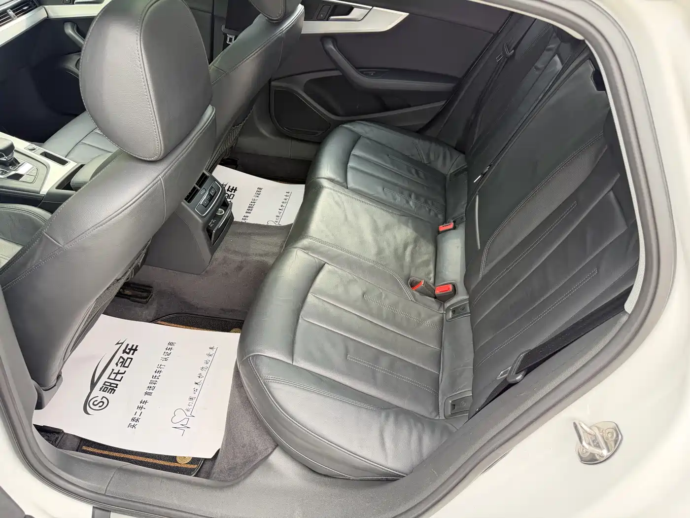 Фото 20 - Audi A4L