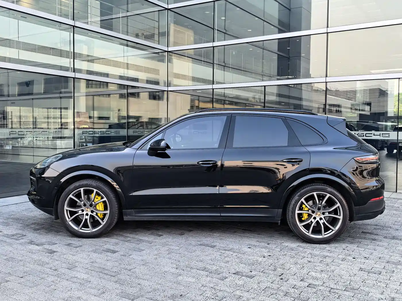Porsche Cayenne 2023 Cayenne 3.0T Platinum Edition фото 4