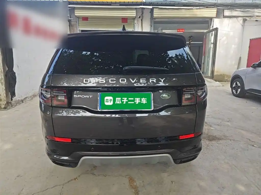 Land Rover Discovery Sport 2024 Performance Technology Edition фото 6