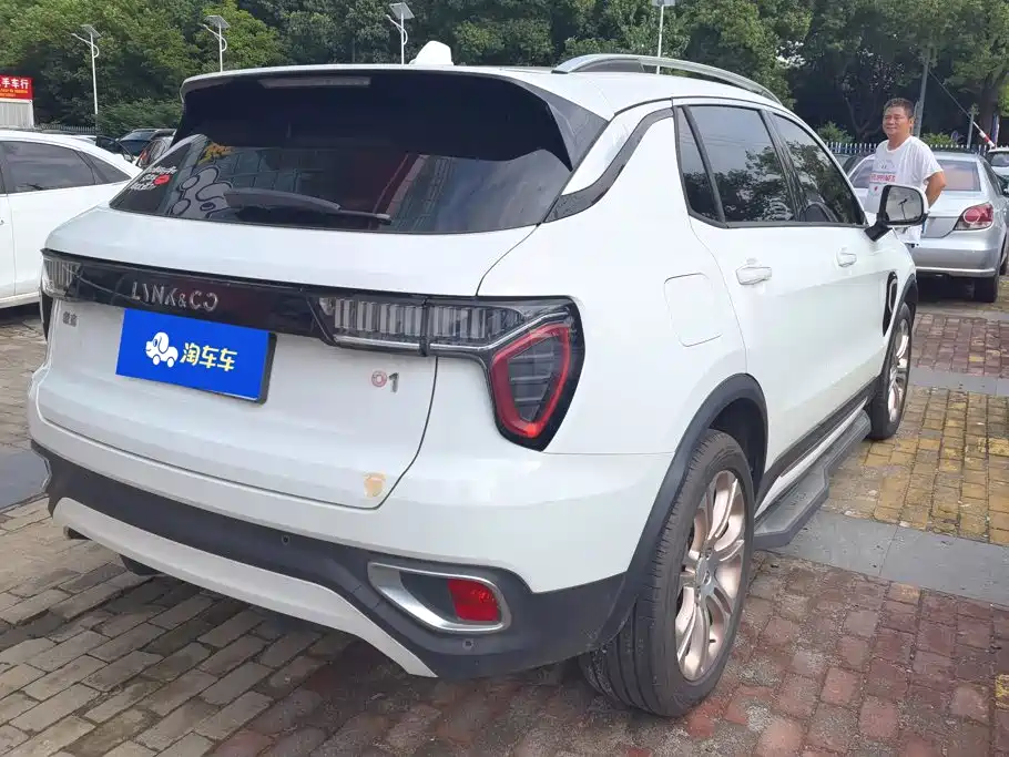 Lynk & Co 01 2018 2017 2.0T 2WD Pro Version