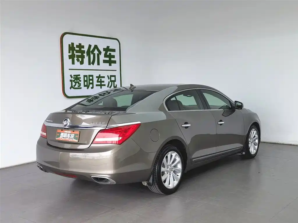 Buick LaCrosse 2013 2.4L SIDI Luxury Comfort фото 2