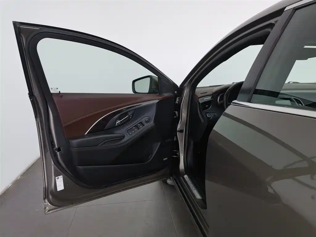 Buick LaCrosse 2013 2.4L SIDI Luxury Comfort фото 8