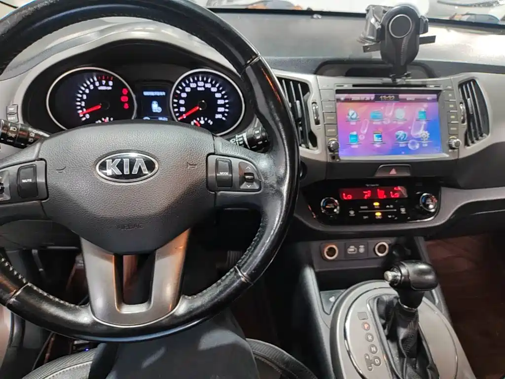 Фото 6 - Kia Sportage