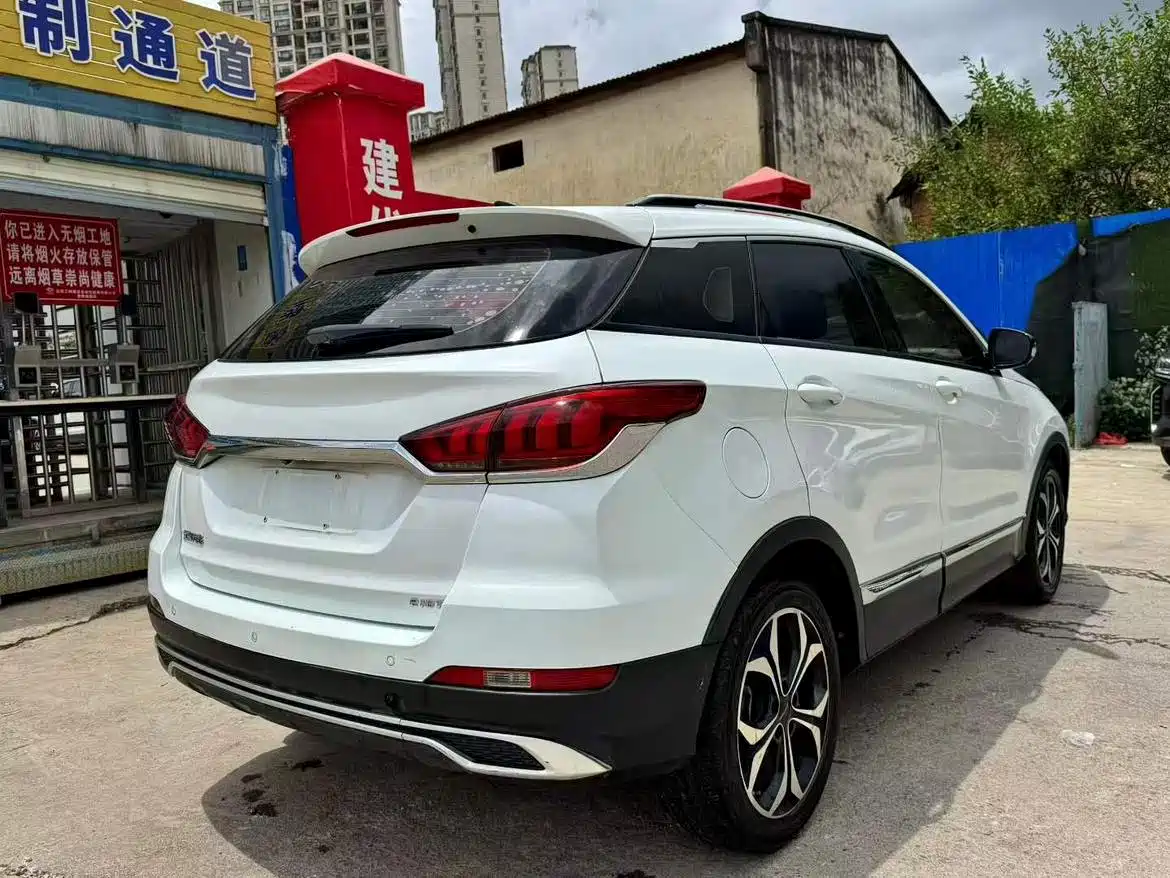 BAIC Beijing X5 2021 2020 1.5T CVT New Smart Edition China V