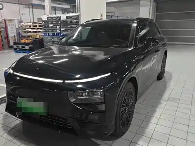 Xpeng G9