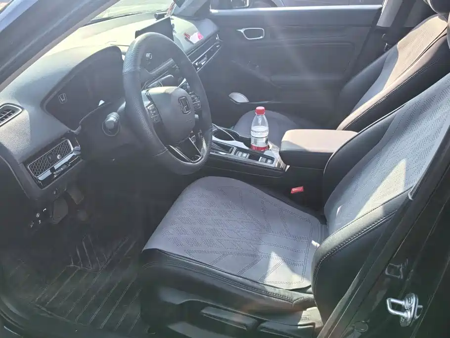 Honda Integra 2024 2023 240TURBO CVT Leading Edition