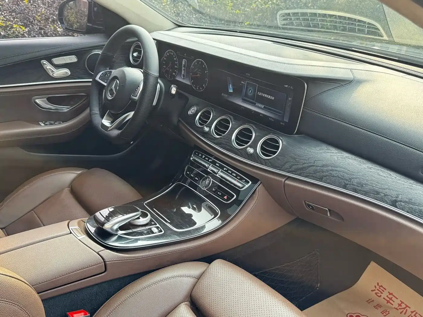 Mercedes-Benz E-Class 2016 E 200 L Sport Type фото 13