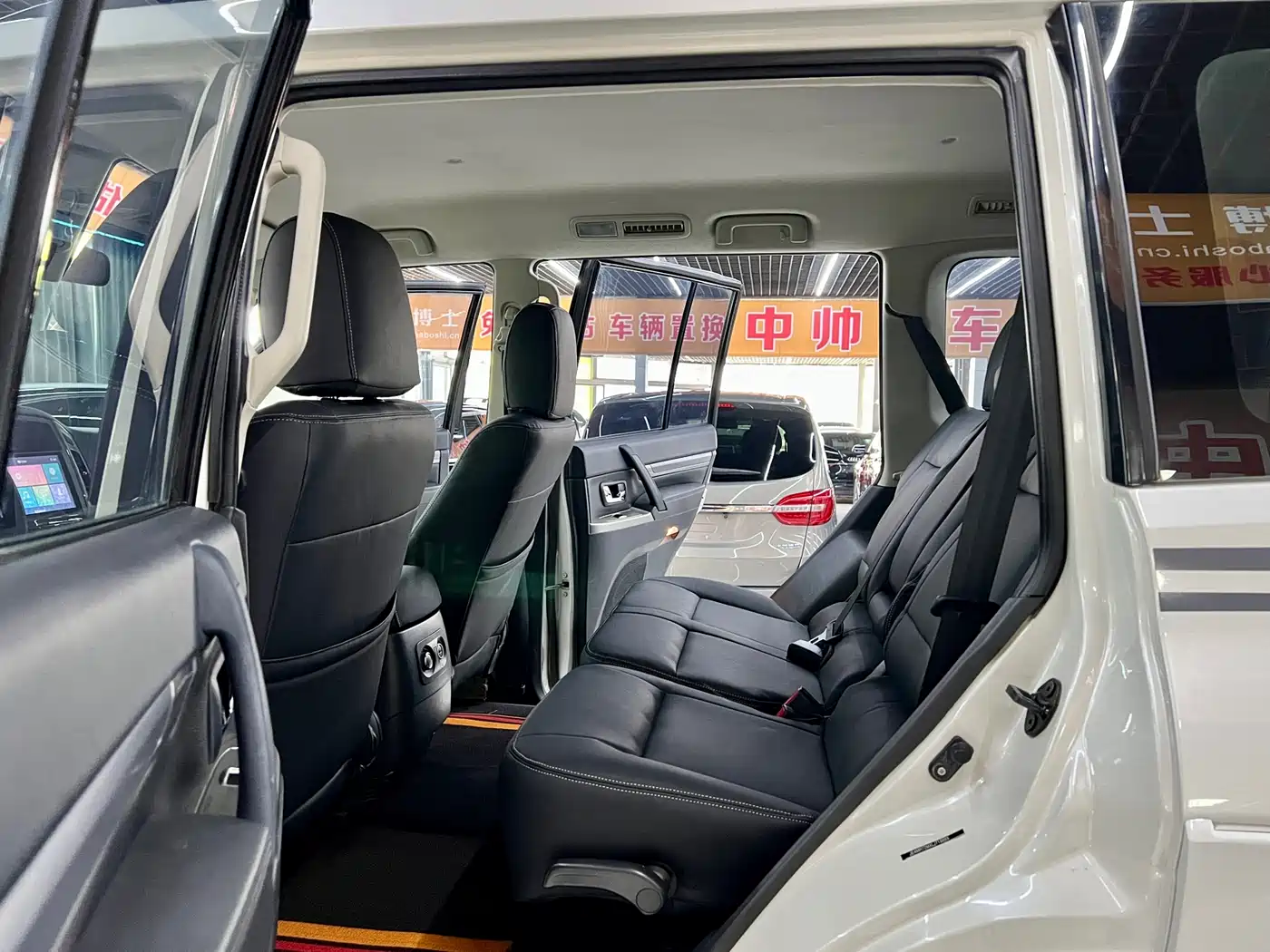 Mitsubishi Pajero (Import) 2020 3.0L Automatic Comfort Edition фото 13