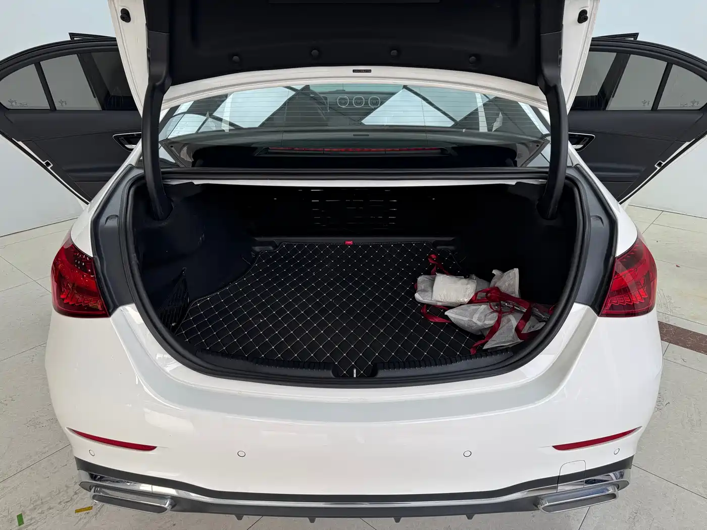 Mercedes-Benz C-Class 2022 C 260 L Sport Edition фото 23