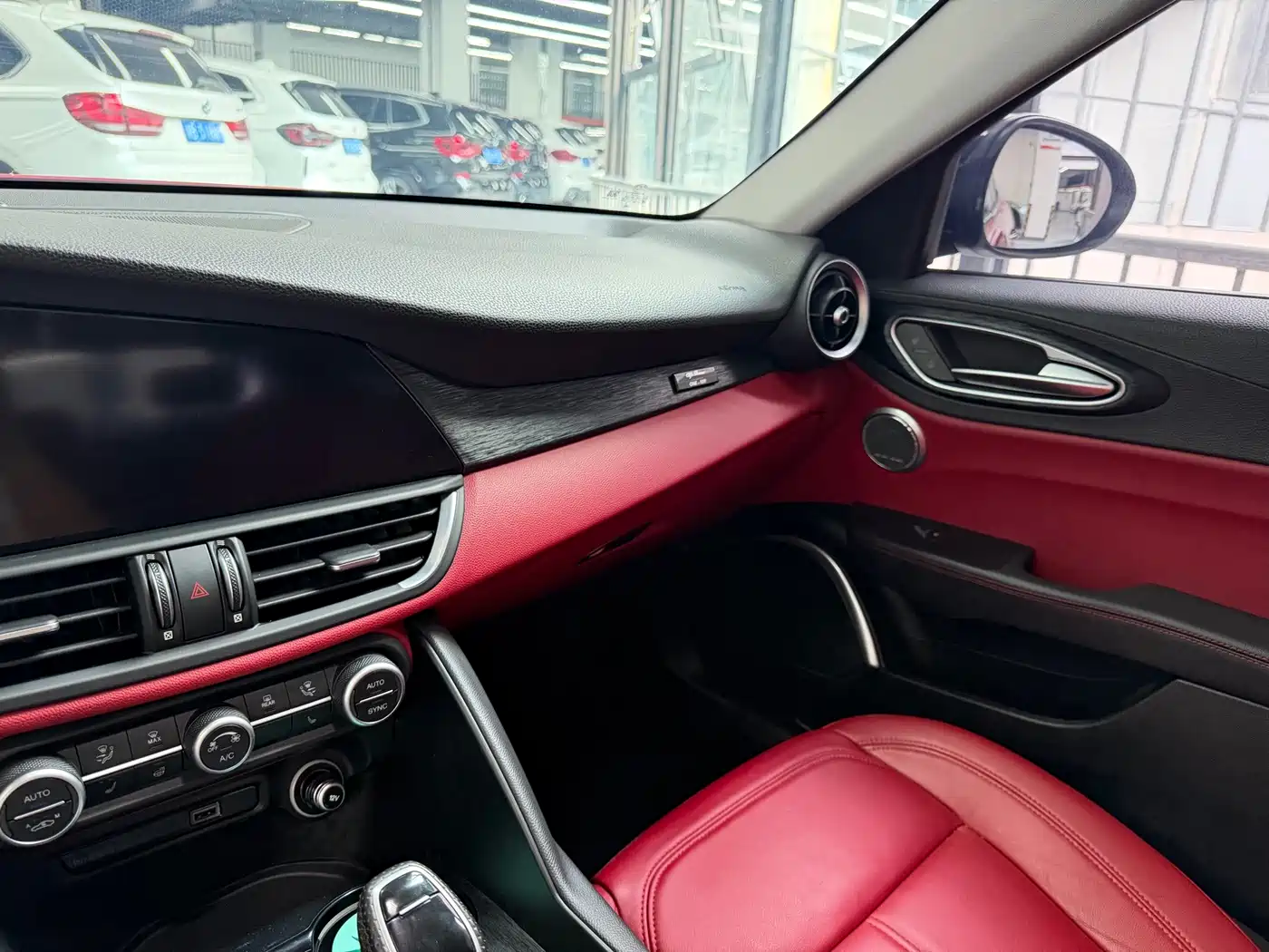 Alfa Romeo Giulia 2020 2020 2.0T 280HP Luxury Edition