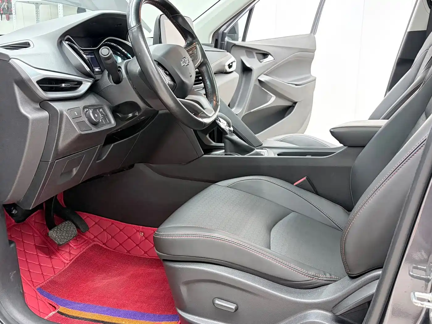 Chevrolet Volando 2023 2020 Mild Hybrid Redline 530T Automatic Premium Edition (5+2 seater)