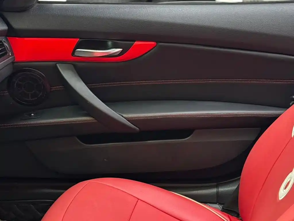 Photo 6 - BMW Z4