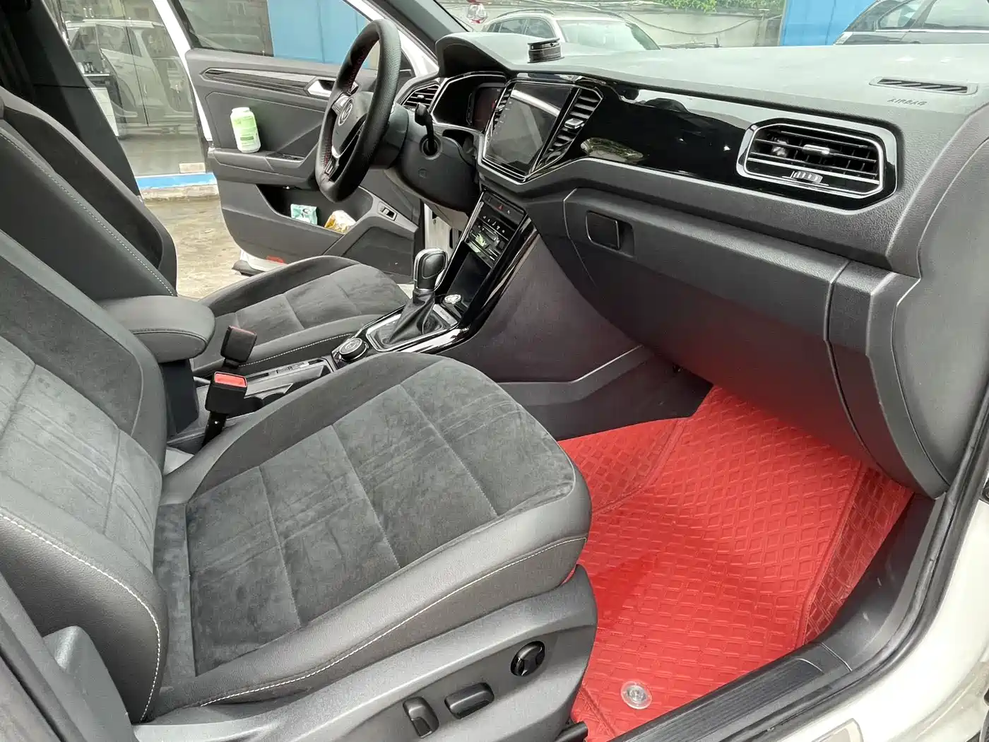 Volkswagen T-ROC 2021 280TSI DSG 4WD Luxury Connected фото 11
