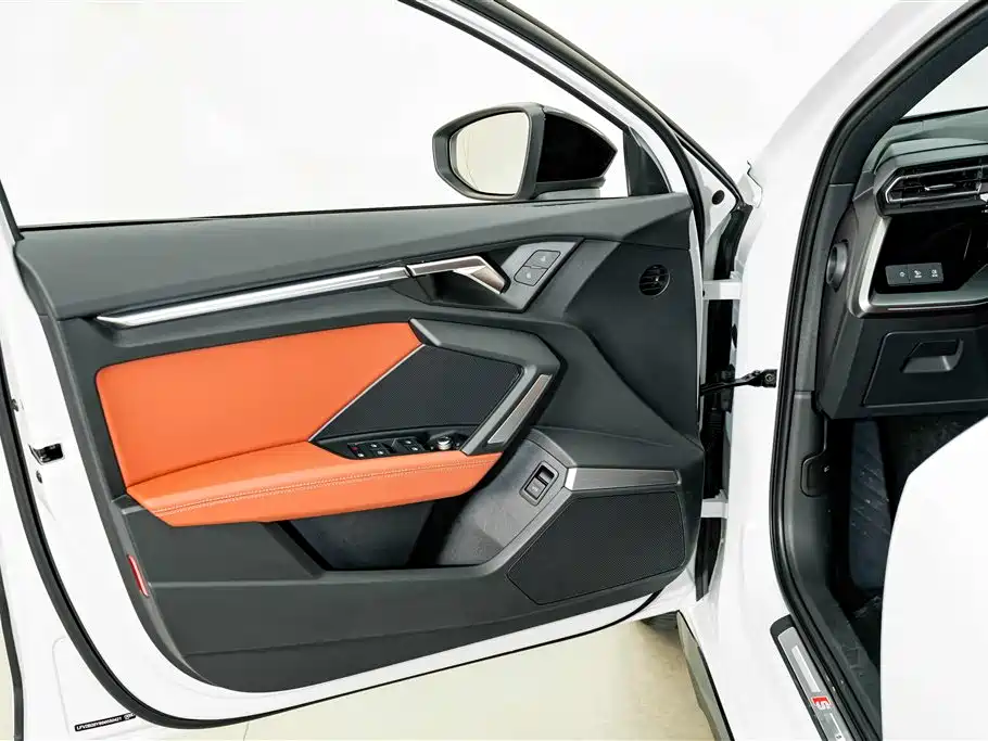 Фото 16 - Audi A3
