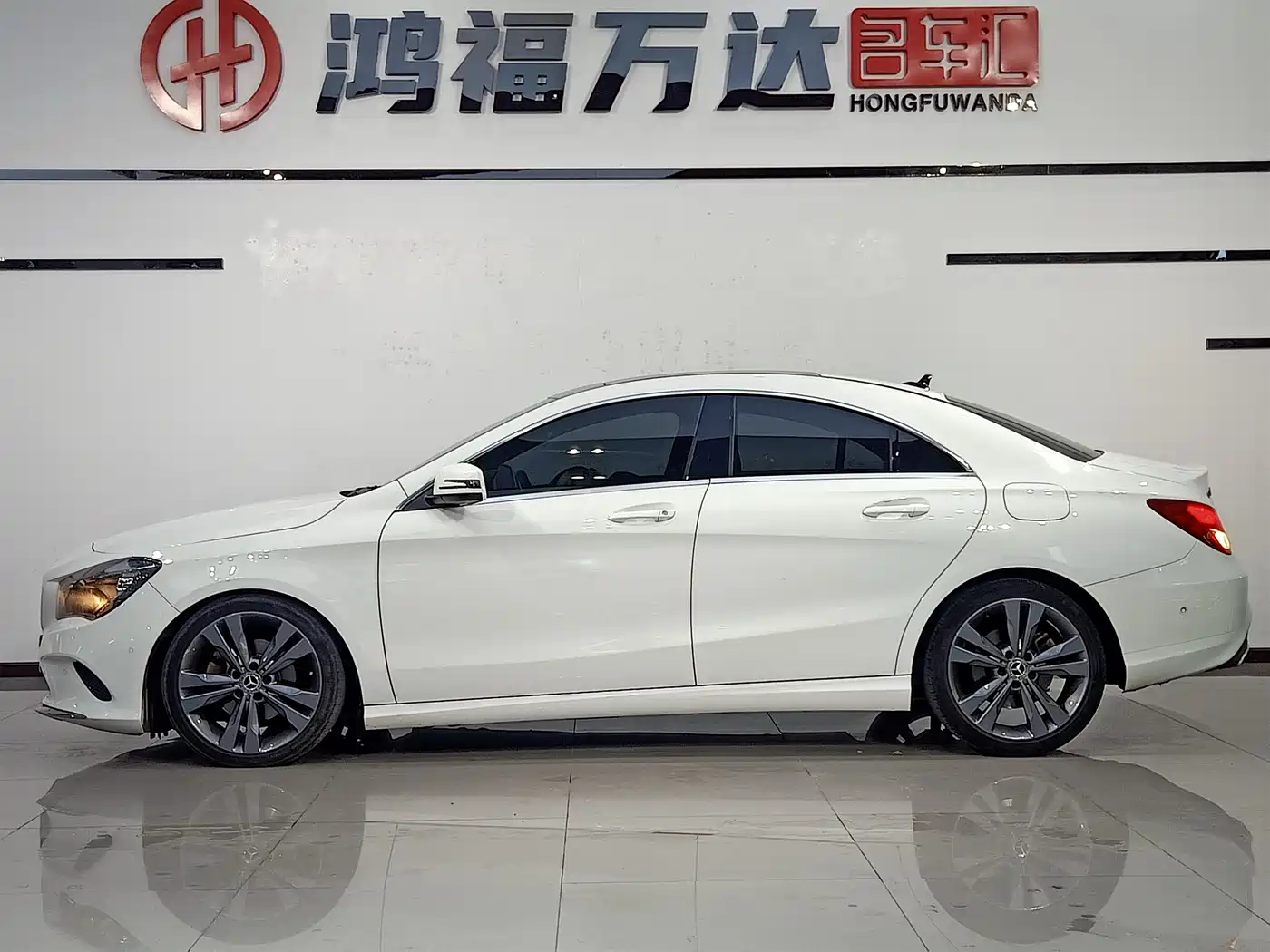 Mercedes-Benz CLA (Import) 2018 CLA 200 Dynamic Edition фото 7