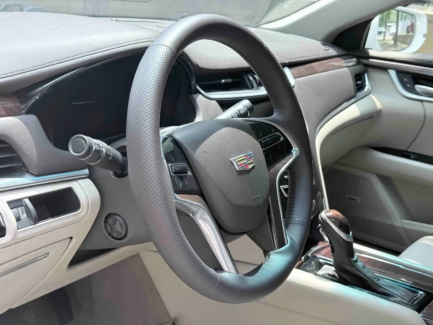 Cadillac XTS 2016 28T Elite фото 5