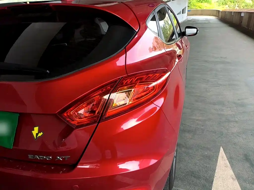 Photo 8 - Changan Eado XT