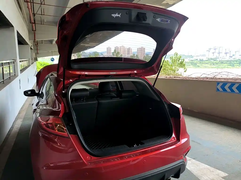 Photo 19 - Changan Eado XT