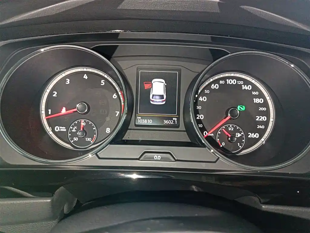 Volkswagen Tiguan L 2019 330TSI Automatic 2WD Panorama Comfort Edition China VI фото 8