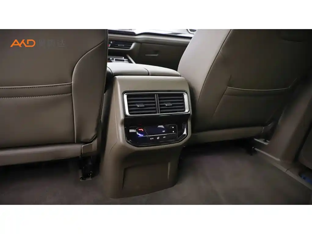 Volkswagen Viloran 2024 380TSI Prestige Edition фото 10