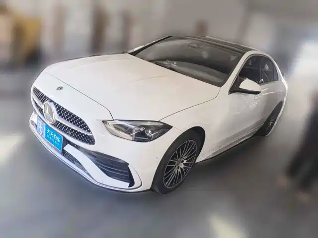 Mercedes-Benz C-Class 2025