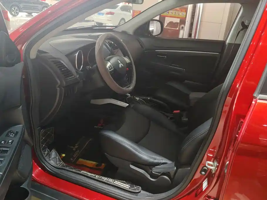 Mitsubishi ASX 2015 2015 2.0L CVT 2WD Elite Edition