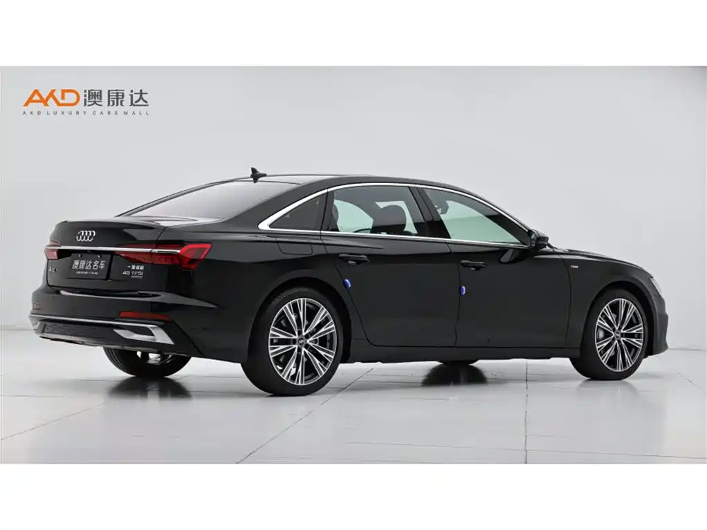 Audi A6L 2024 45 TFSI quattro Exclusive Dynamic фото 3