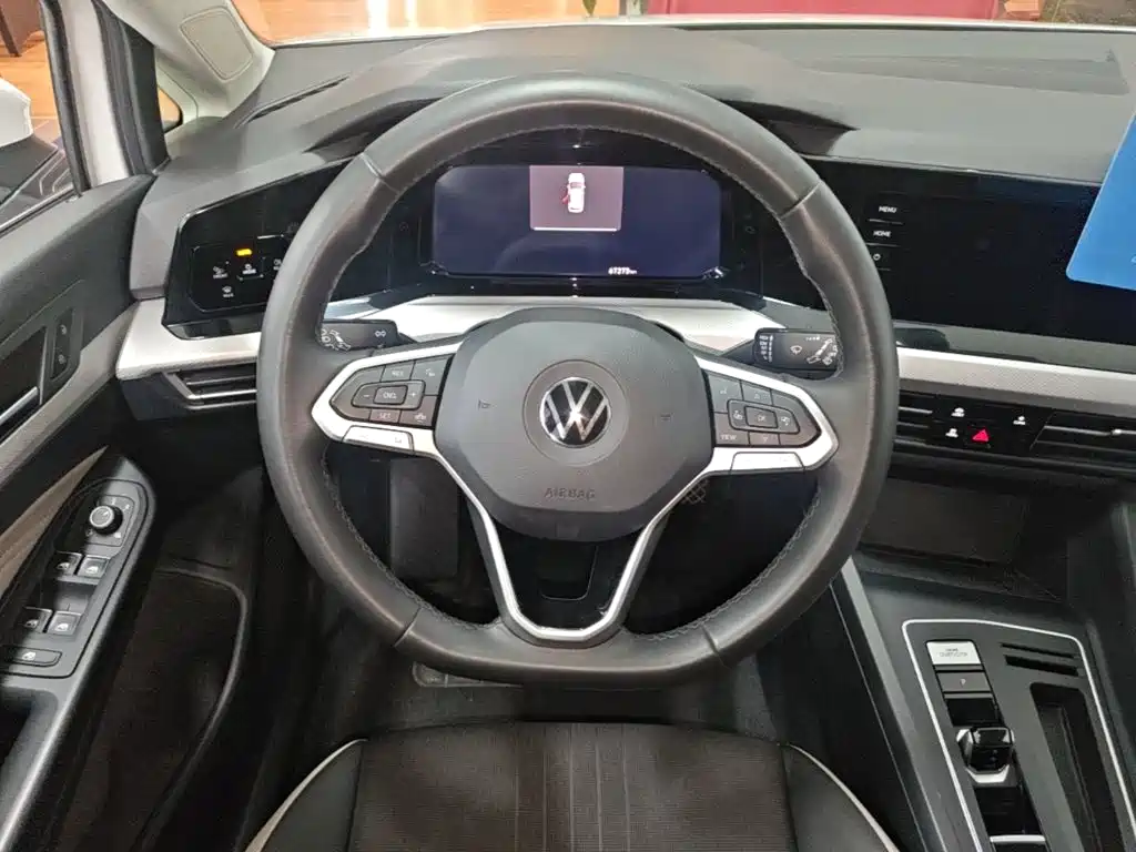 Volkswagen Golf 2024 2023 Facelift 280TSI DSG Pro