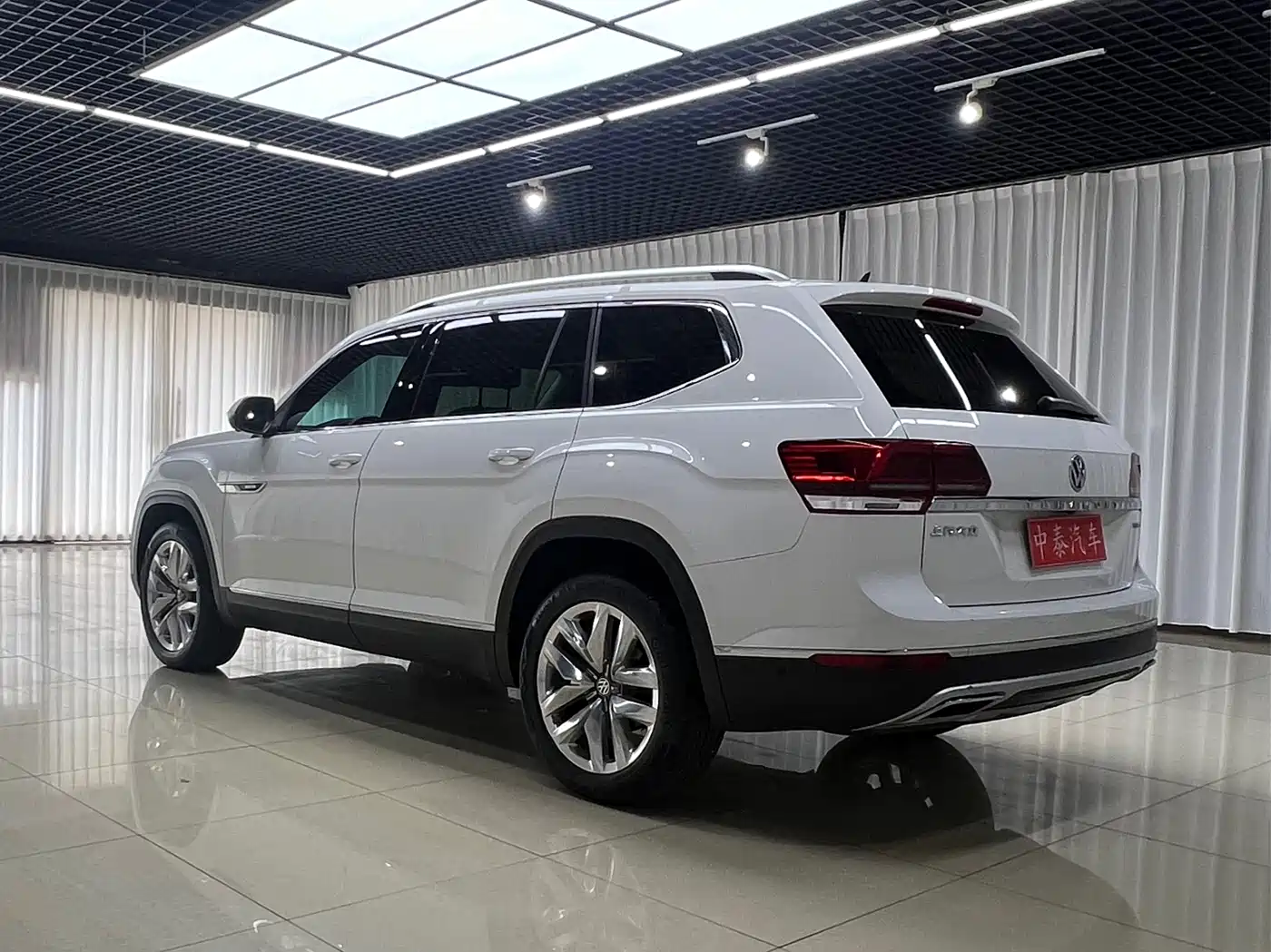 Volkswagen Teramont 2017 530 V6 AWD Ultimate Flagship Edition фото 4